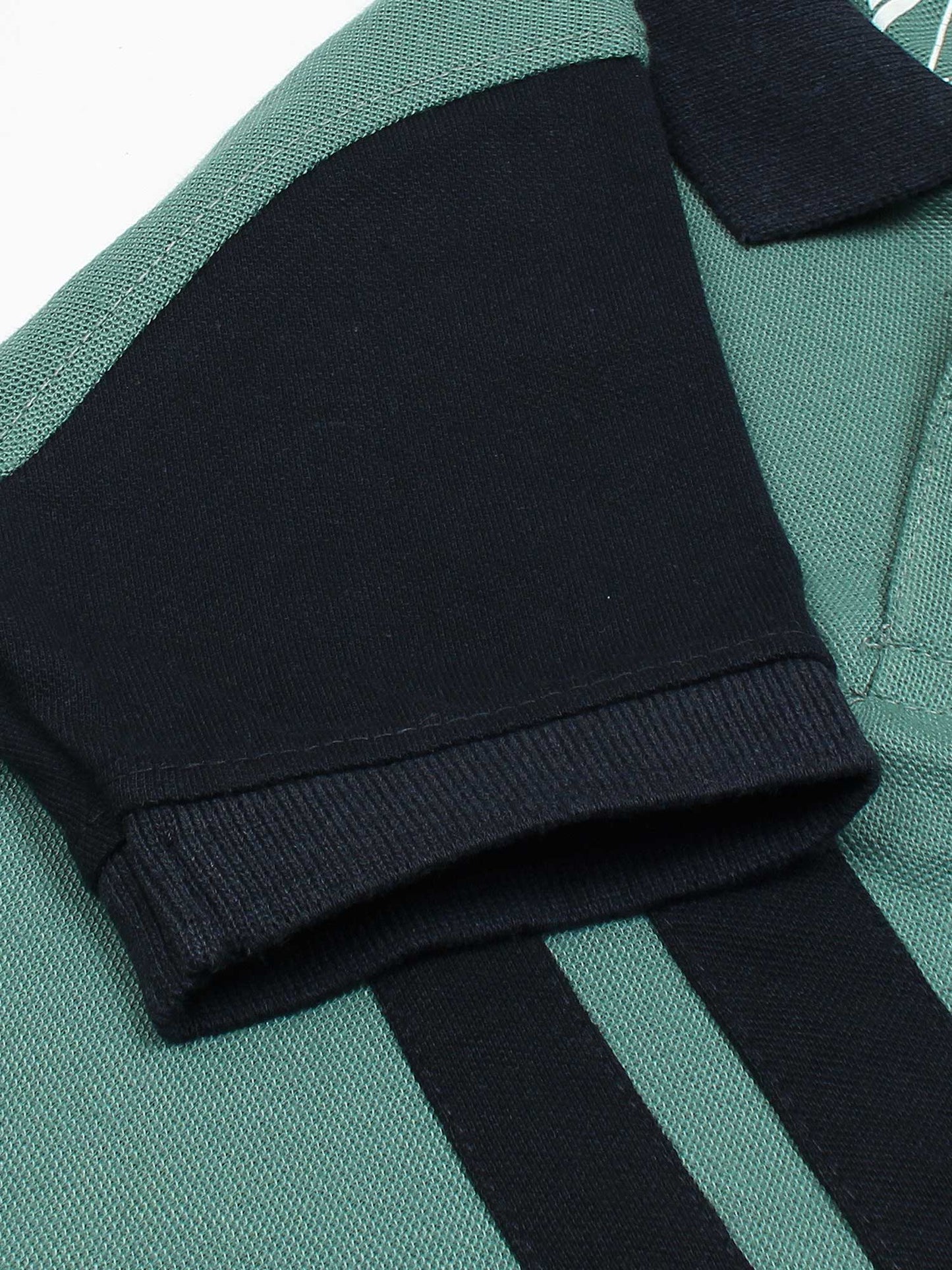 Tipping Collar Polo With Strips VP11-M