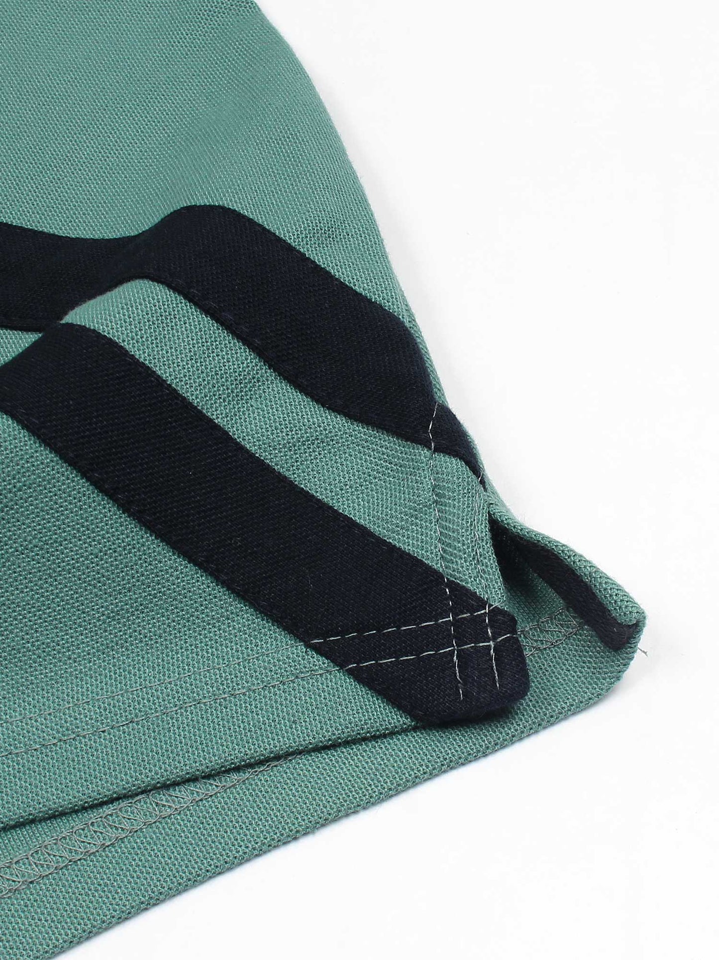 Tipping Collar Polo With Strips VP11-M