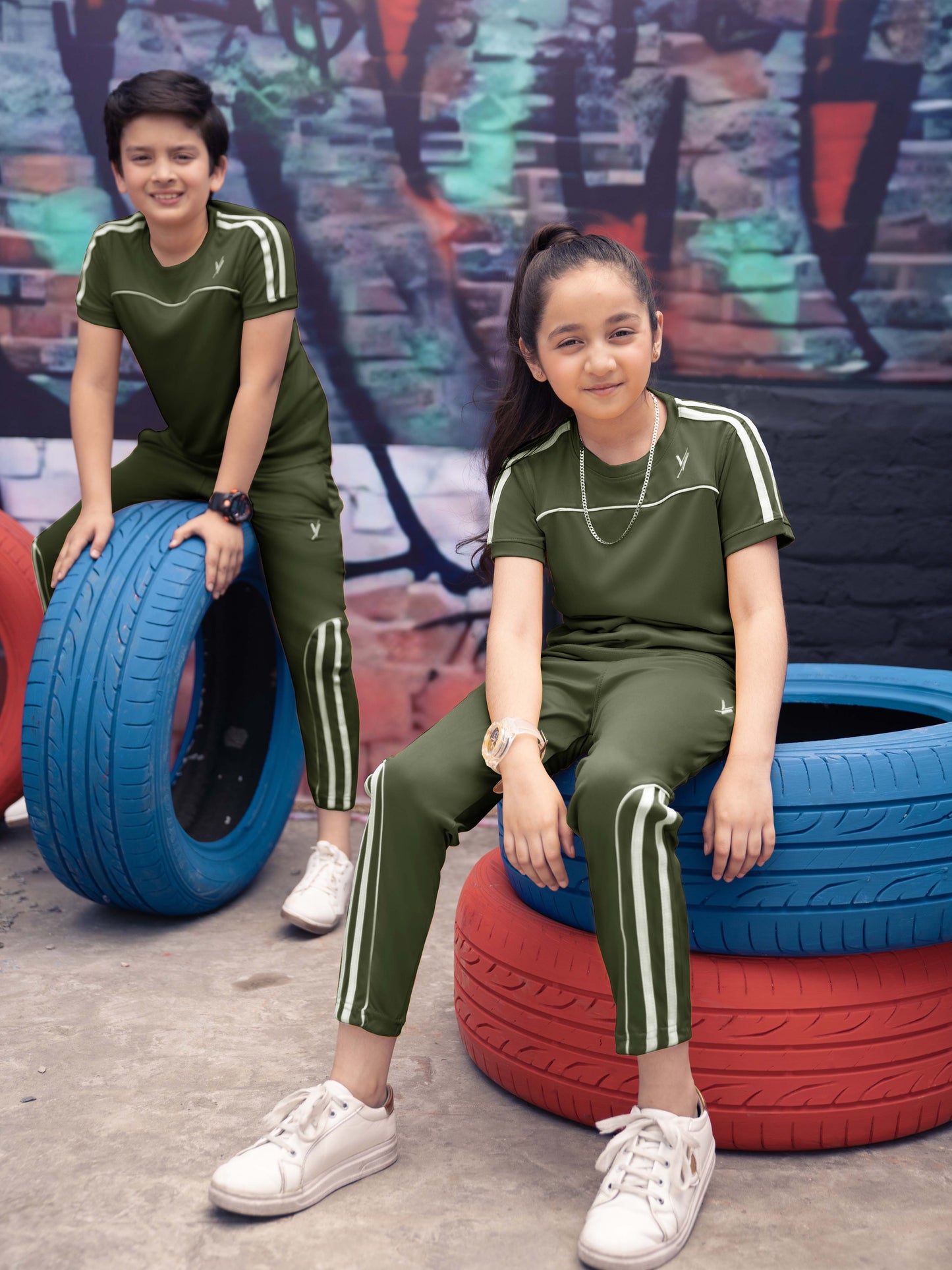 Tracksuit For Boys & Girls Poly athletic Fabric VST52-B