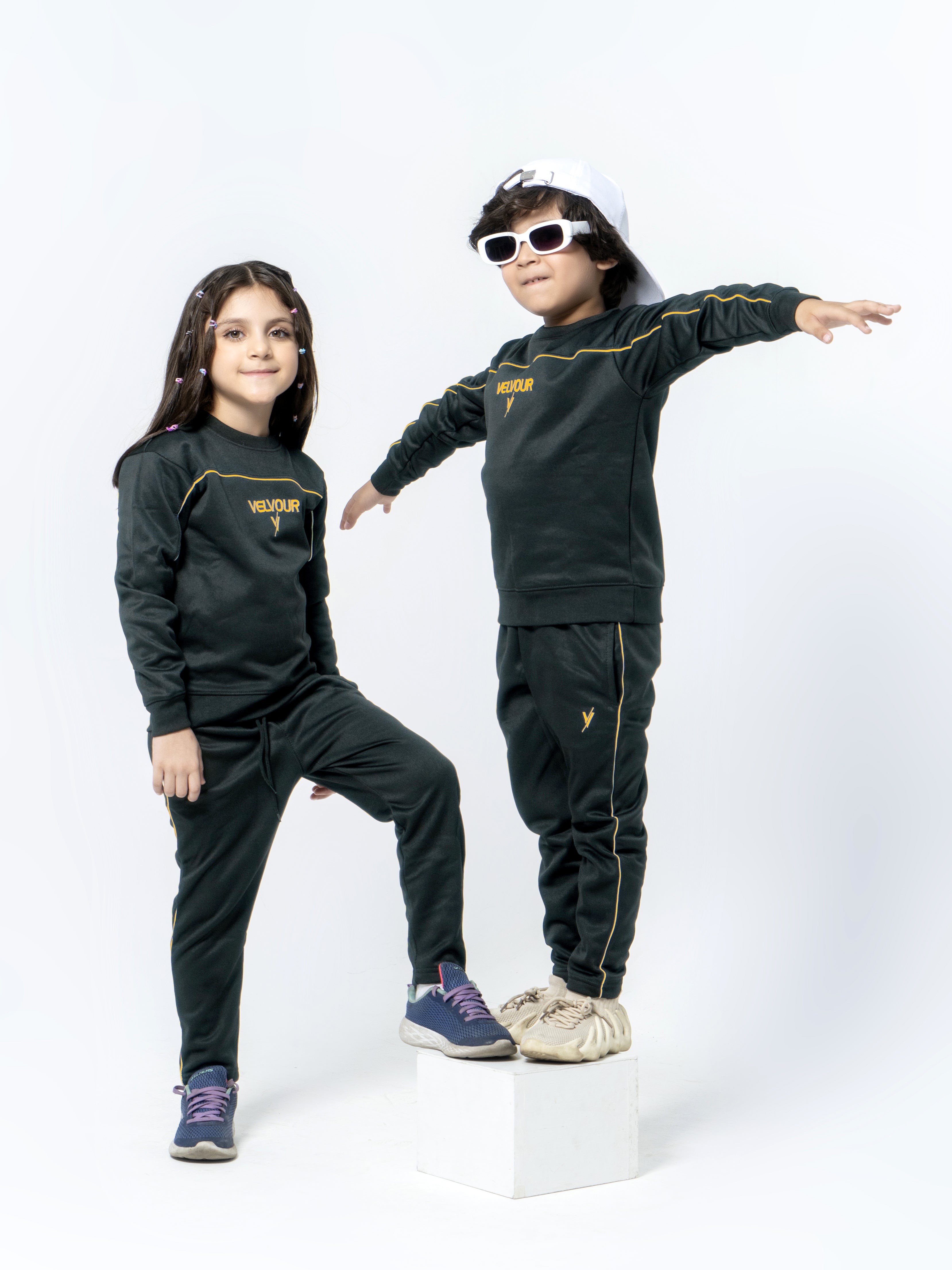 Round Neck Tracksuit For Boys & Girls, Poly Athletic Fleece #VWT01-C