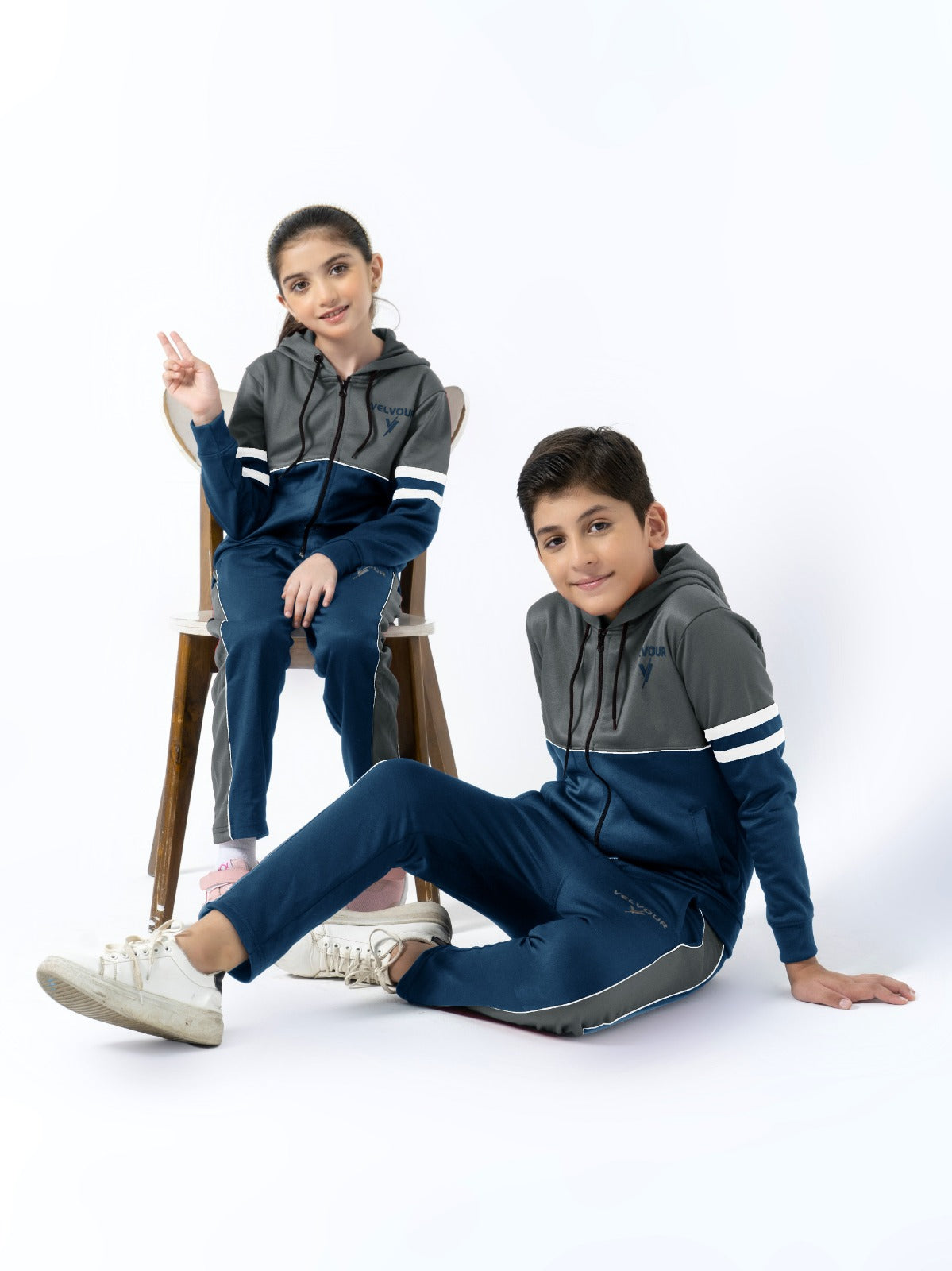 Hooded Tracksuit For Boys & Girls, Fleece #VWT08-C