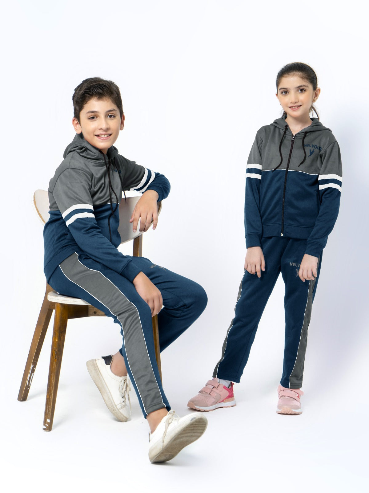 Hooded Tracksuit For Boys & Girls, Fleece #VWT08-C