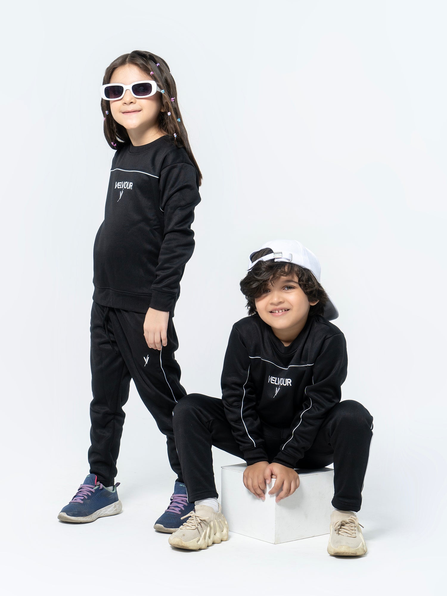 Round Neck Tracksuit For Boys & Girls, Poly Athletic Fleece #VWT01-B