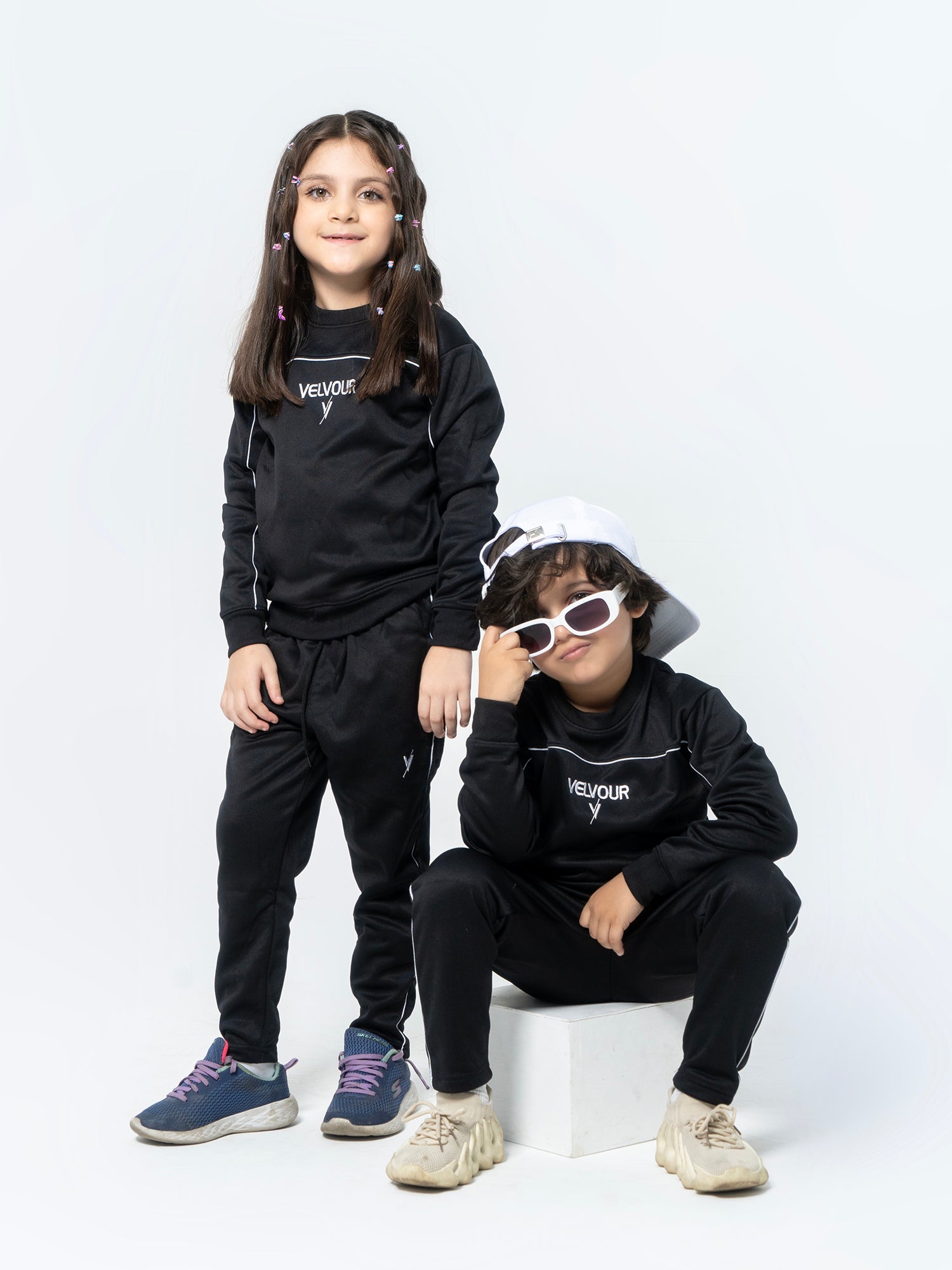 Round Neck Tracksuit For Boys & Girls, Poly Athletic Fleece #VWT01-B