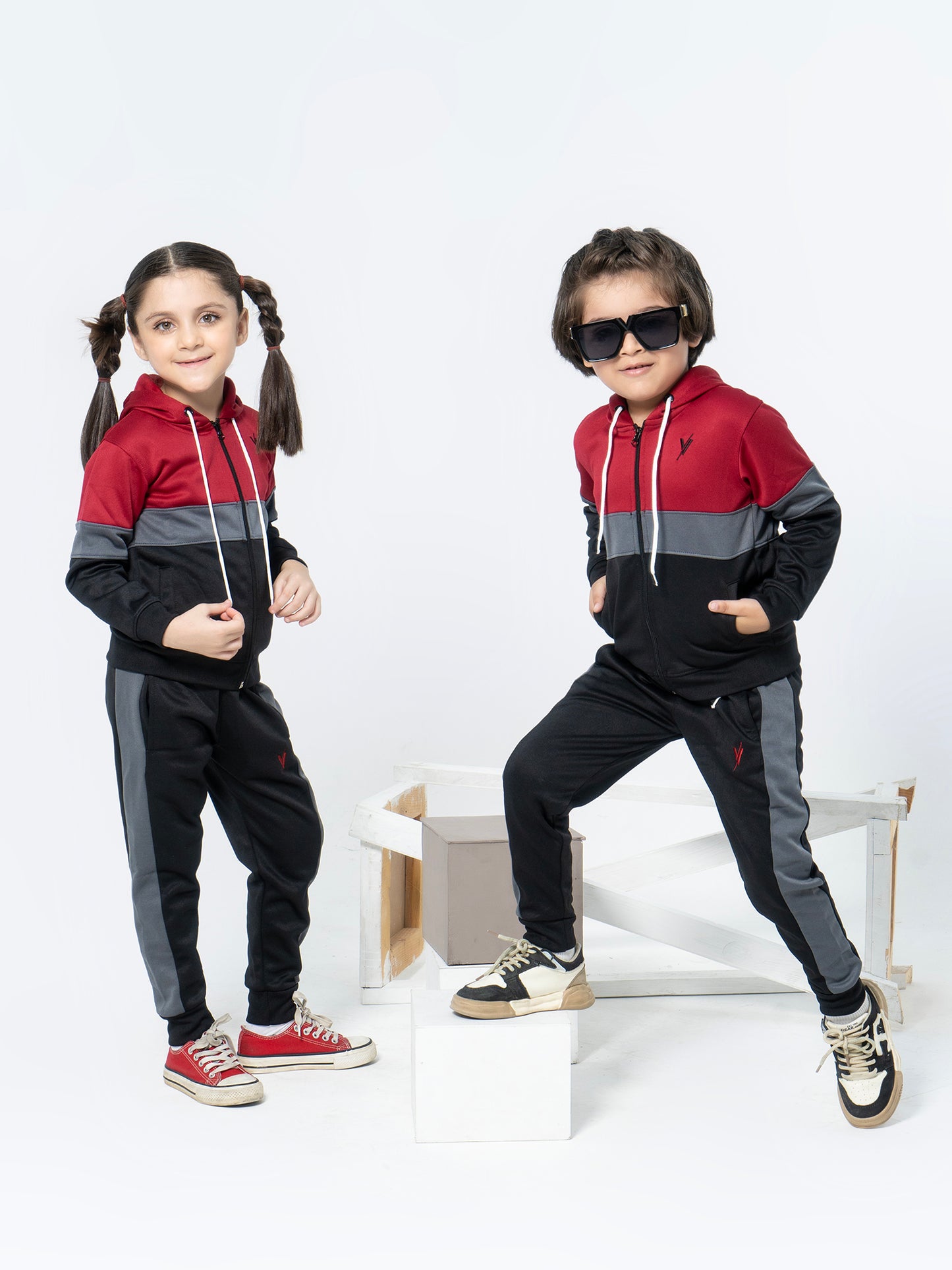 Hooded Tracksuit For Boys & Girls, Fleece #VWT06-A