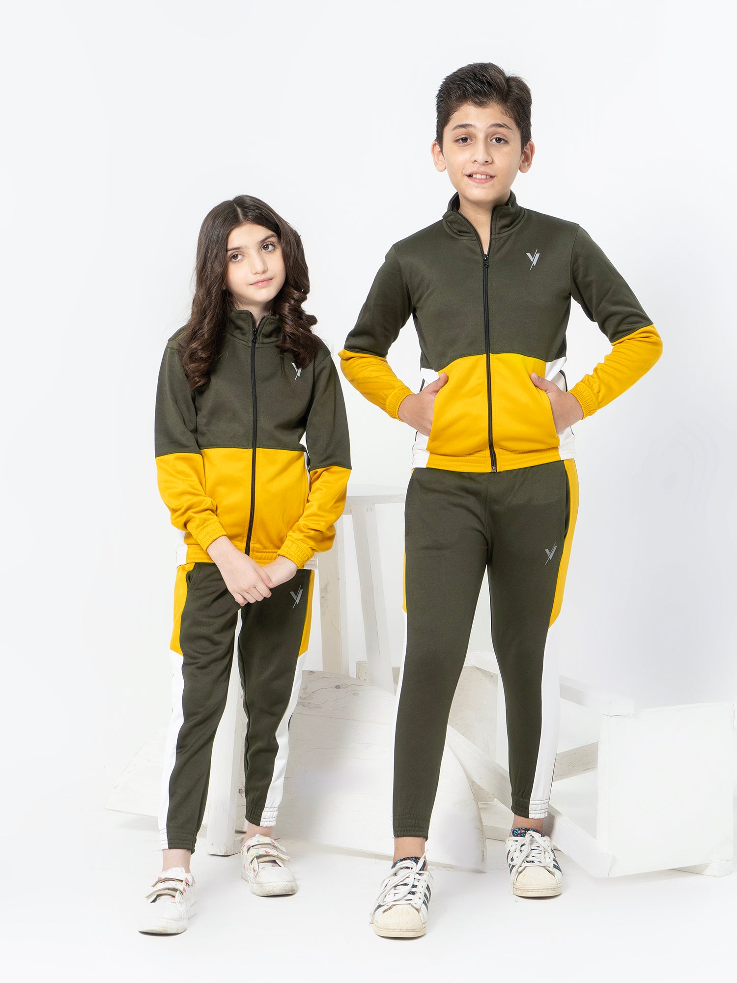 Mock Neck Tracksuit For Boys & Girls, Poly Athletic Fleece #VWT010-B