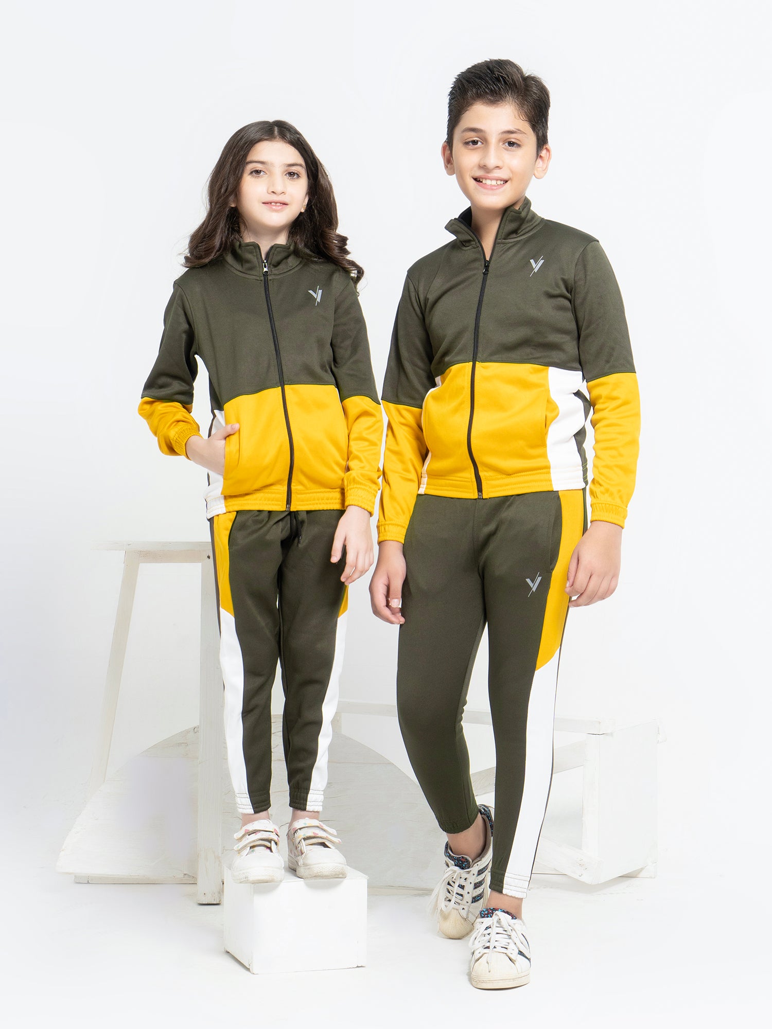 Mock Neck Tracksuit For Boys & Girls, Poly Athletic Fleece #VWT010-B