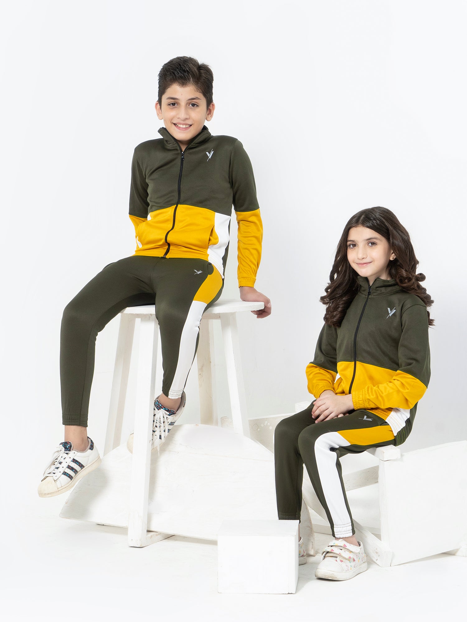 Mock Neck Tracksuit For Boys & Girls, Poly Athletic Fleece #VWT010-B