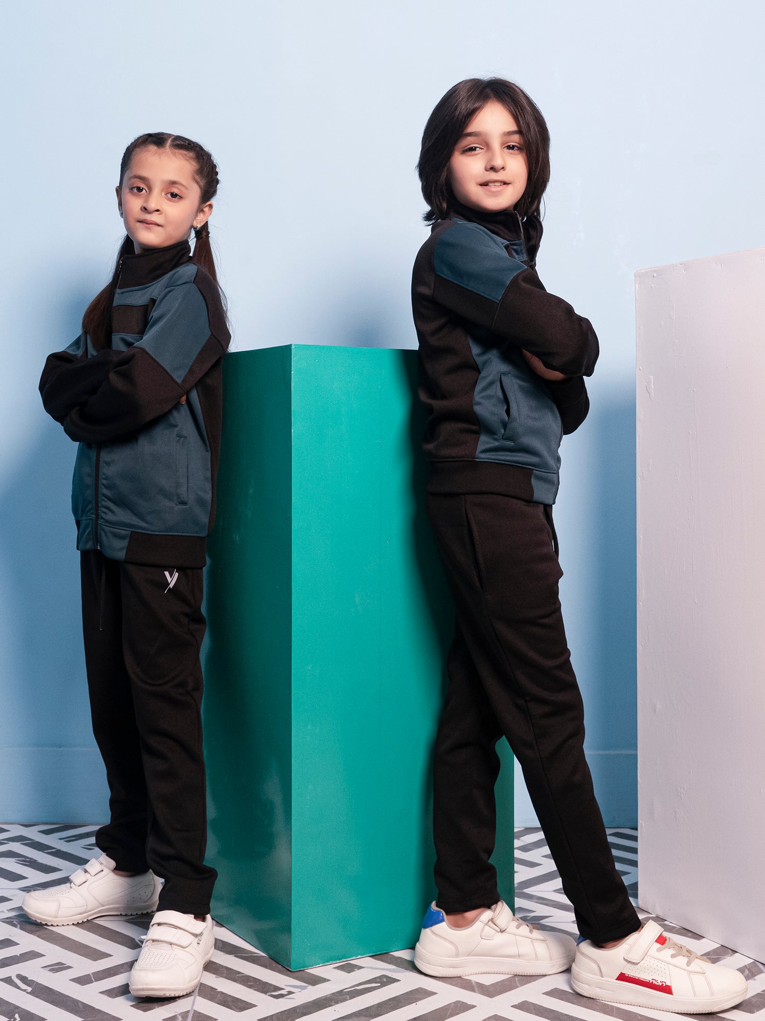 Tracksuit For Boys & Girls,Poly Athletic Fleece #VA28B