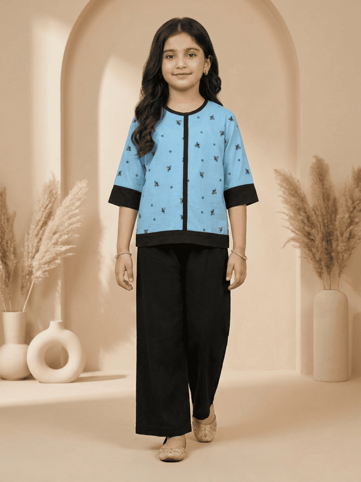 Girls Summer 2Pcs Embroidered Suit VG168-A