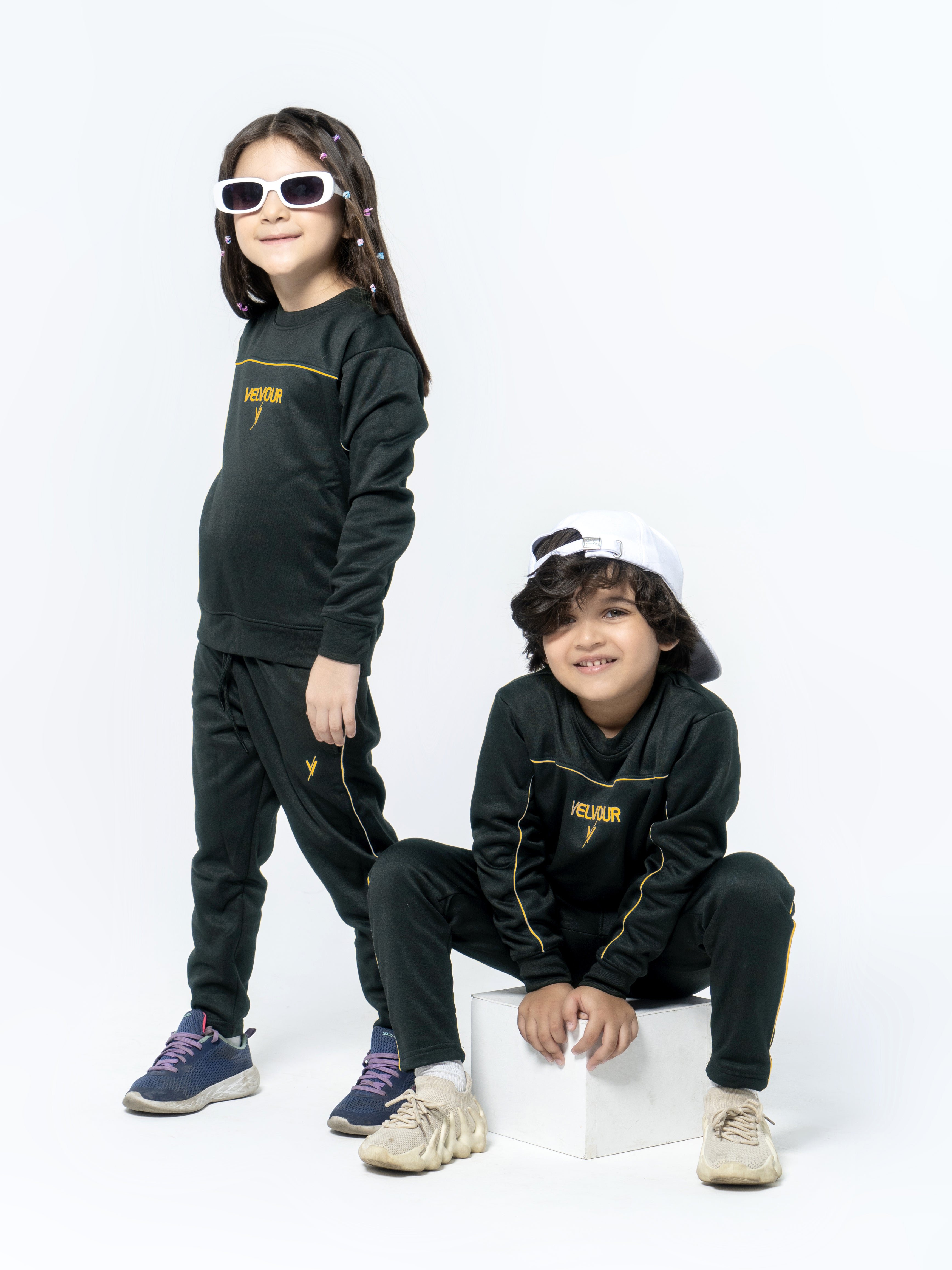 Round Neck Tracksuit For Boys & Girls, Poly Athletic Fleece #VWT01-C