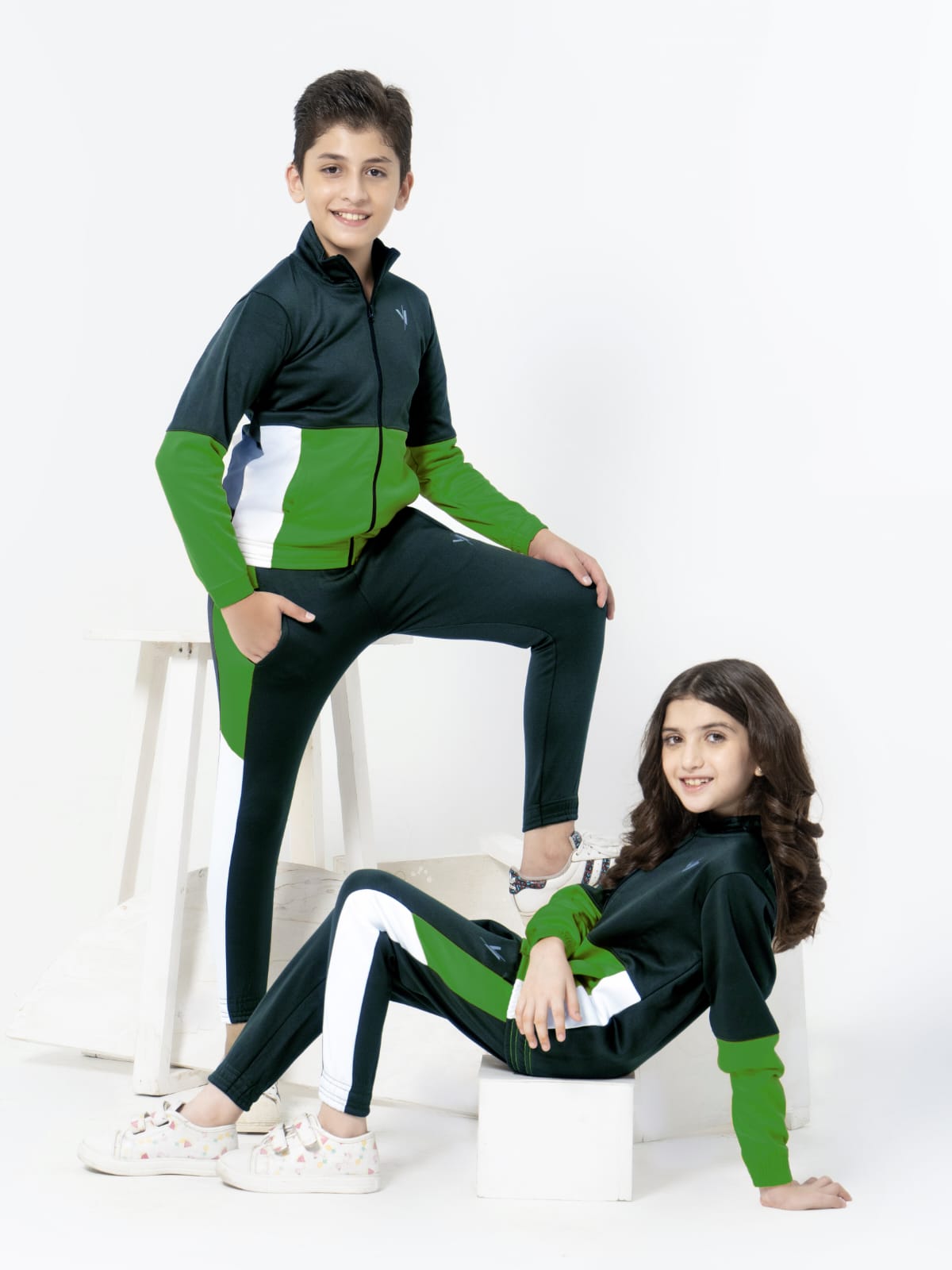 Mock Neck Tracksuit For Boys & Girls, Poly Athletic Fleece #VWT010-A