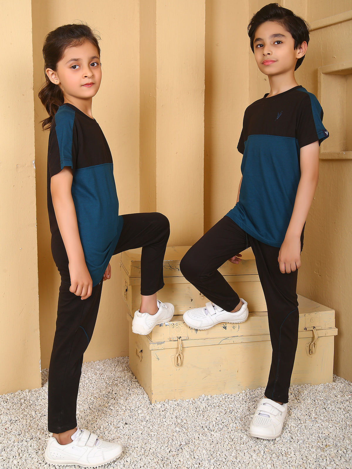 Tracksuit For Boys & Girls Unisex ART# VBTS02-D